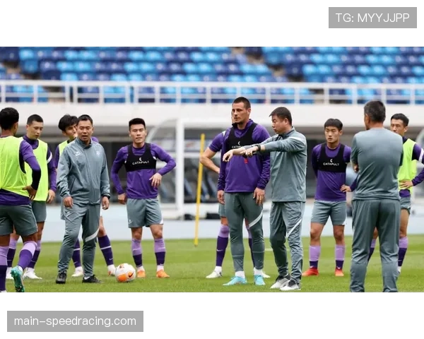 【2026年4月中超联赛·非赛事·法制前深圳队球员涉嫌赌球案开庭审理，检方出示多项证据